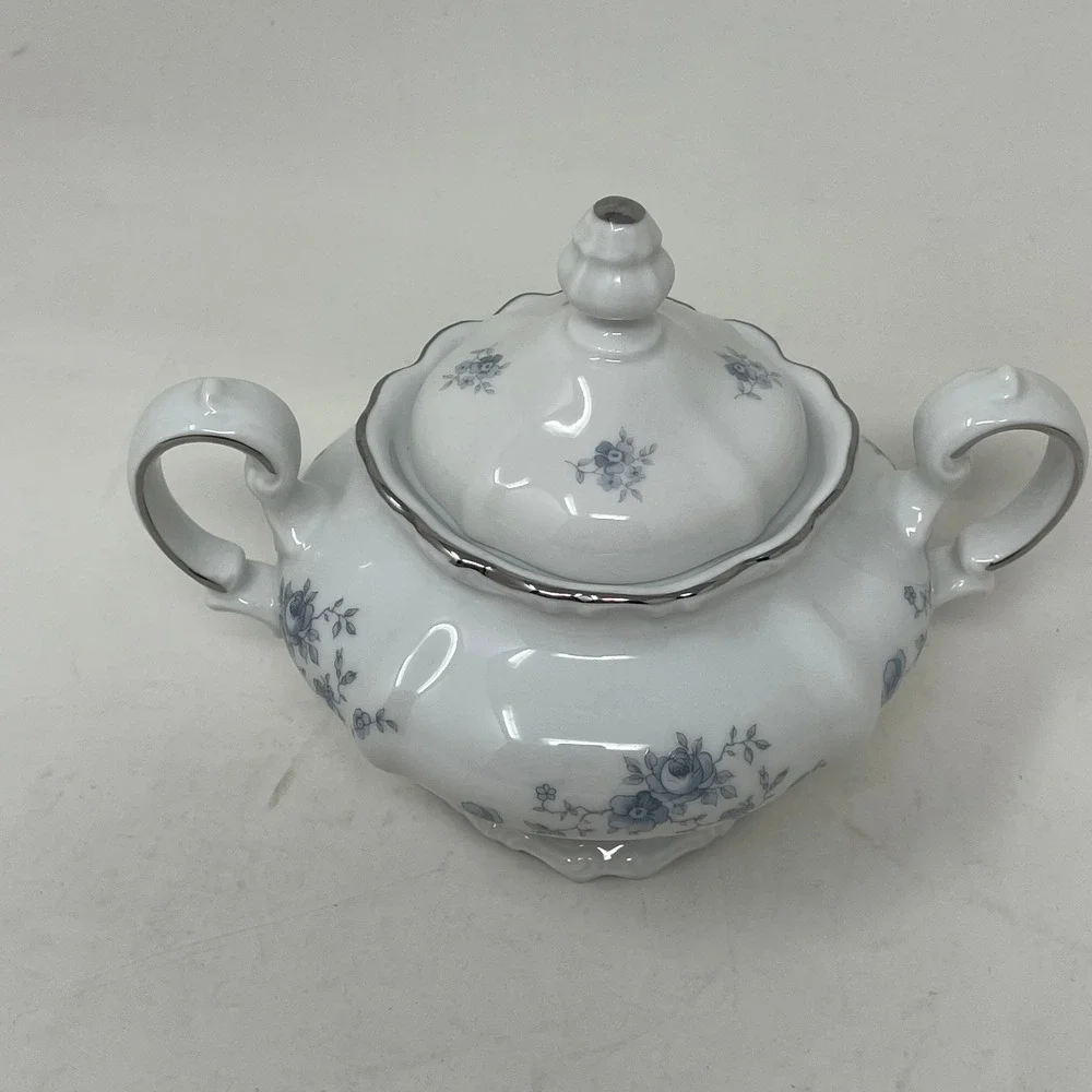 Johann Haviland Blue Garland Sugar Bowl with Lid Bavaria Germany Fine China